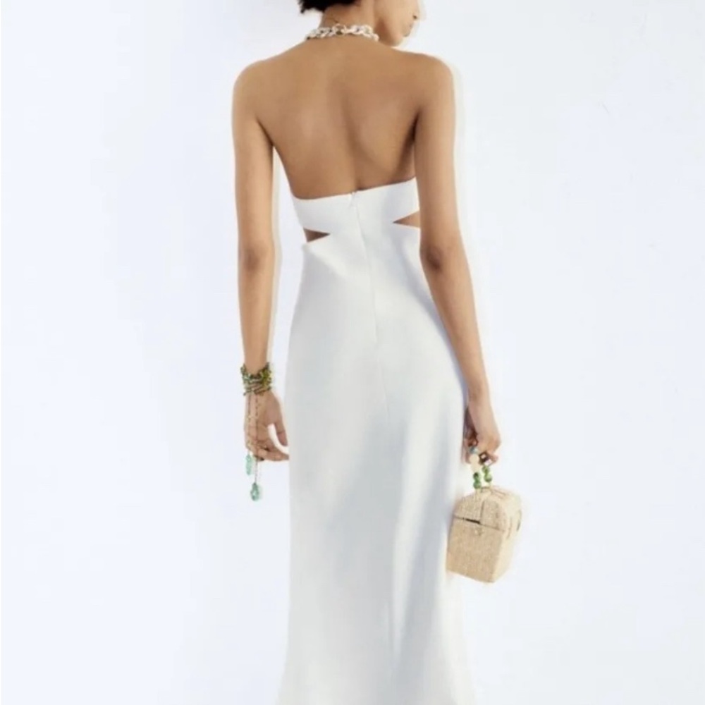 ZARA NEW CUT-OUT DRESS WITH CHAIN DETAIL - Picture 3 of 10